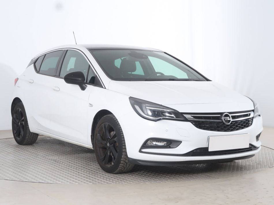 Opel Astra - 2018