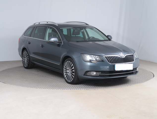 Škoda Superb 2014