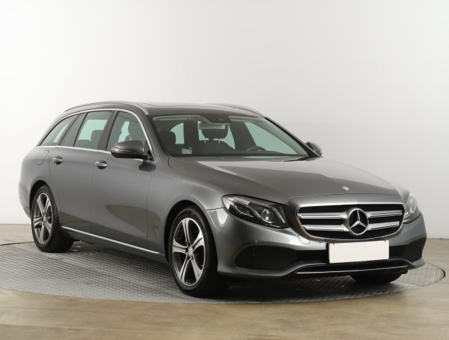 Mercedes-Benz E 2016