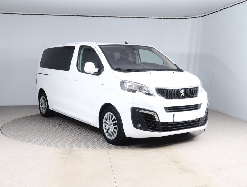 Peugeot Traveller - 2017