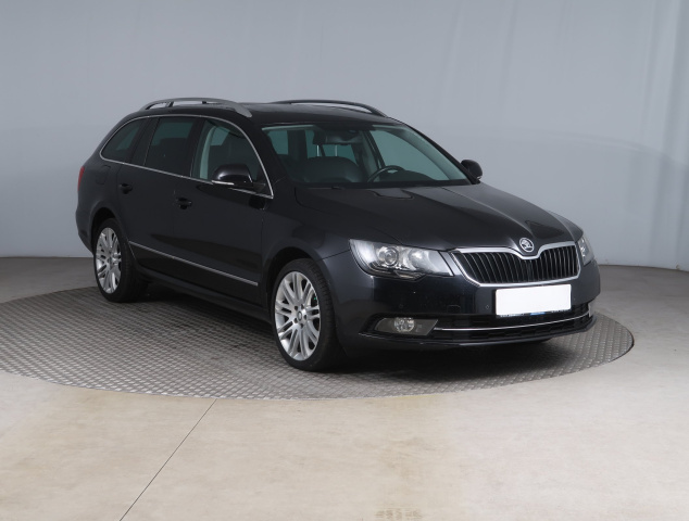 Škoda Superb 2014