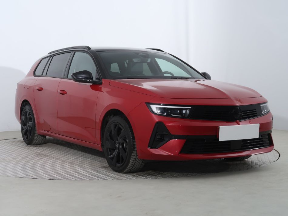 Opel Astra - 2024