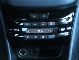 Peugeot 208 2017