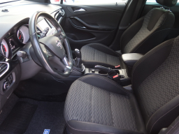 Opel Astra 2015