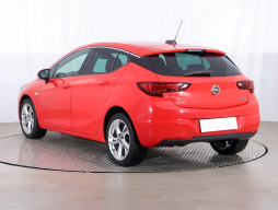 Opel Astra 2015