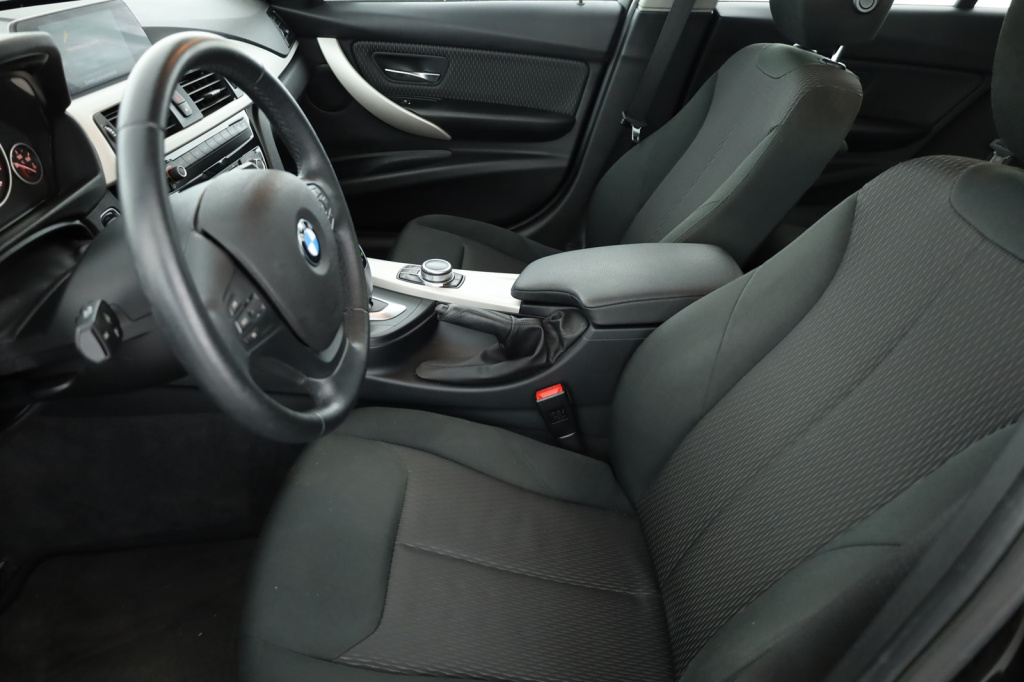 BMW 3