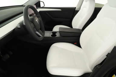 Tesla Model Y - 2023