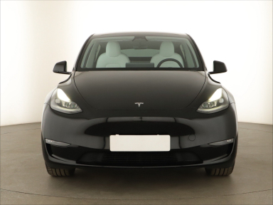 Tesla Model Y - 2023