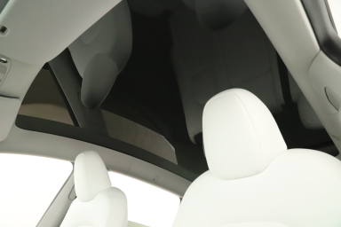 Tesla Model Y - 2023