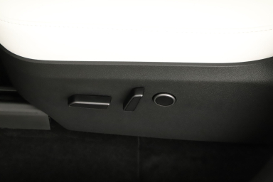 Tesla Model Y - 2023