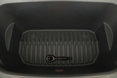 Tesla Model Y - 2023