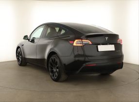 Tesla Model Y - 2023