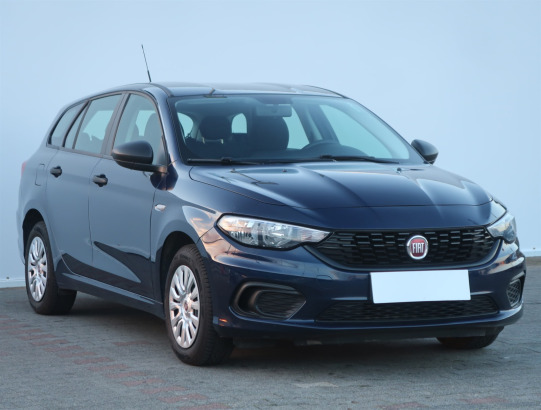 Fiat Tipo 5 porte - Marchetti Multibrand a Gioia del Colle