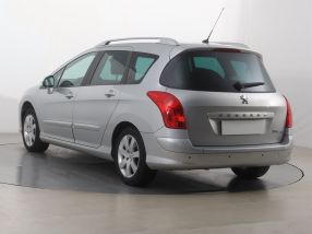 Peugeot 308 - 2011
