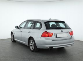 BMW 3 - 2010