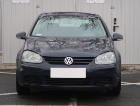 Volkswagen Golf - 2004