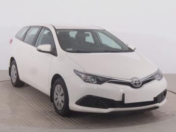 Toyota Auris, 2016