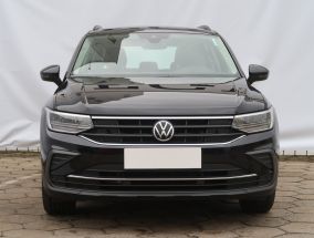 Volkswagen Tiguan - 2020