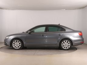Volkswagen Jetta - 2013
