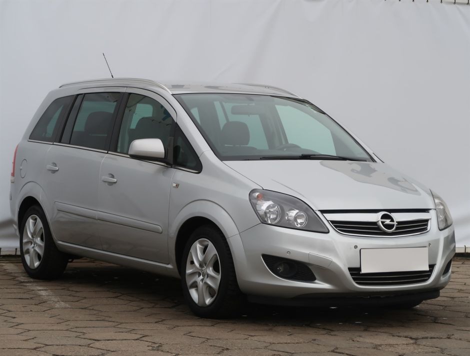Opel Zafira - 2014