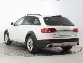 Audi Allroad A4 - 2011