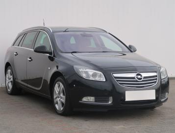 Opel Insignia, 2009