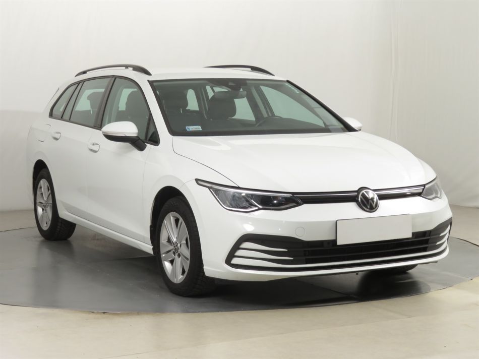 Volkswagen Golf - 2020