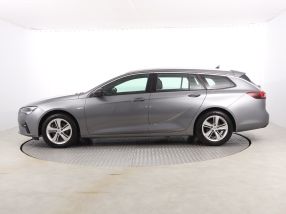 Opel Insignia - 2021