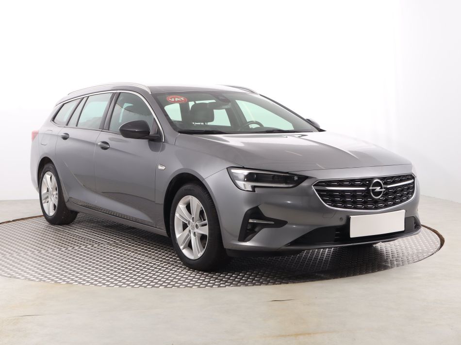 Opel Insignia - 2021