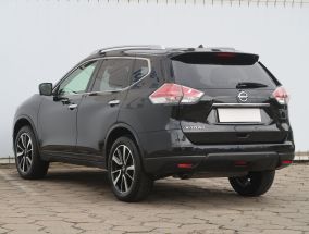 Nissan X-Trail - 2016