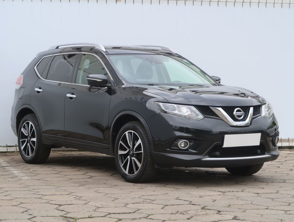 Nissan X-Trail - 2016