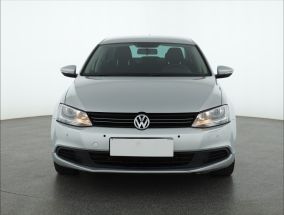 Volkswagen Jetta - 2011