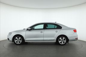 Volkswagen Jetta - 2011