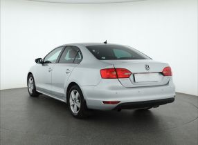 Volkswagen Jetta - 2011