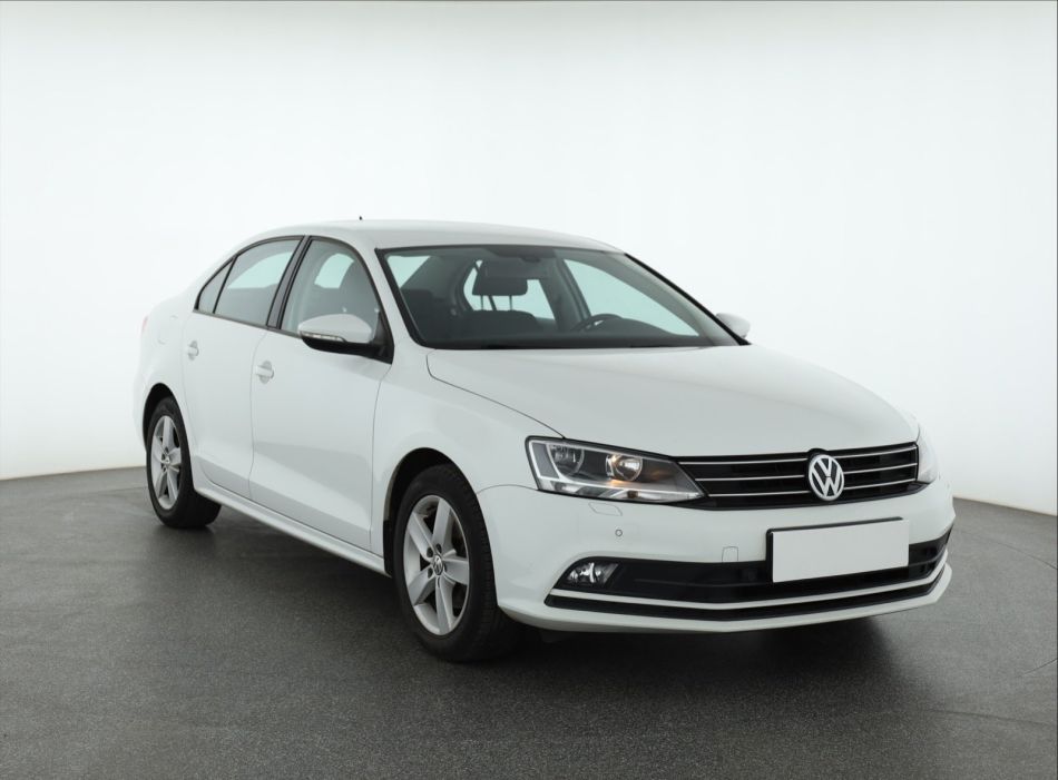 Volkswagen Jetta - 2014