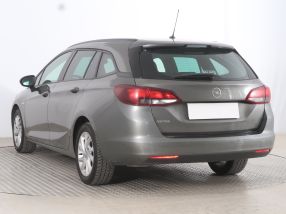 Opel Astra - 2020