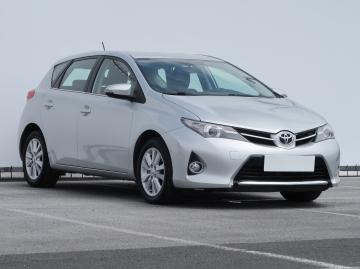 Toyota Auris, 2014