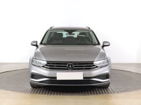 Volkswagen Passat - 2020