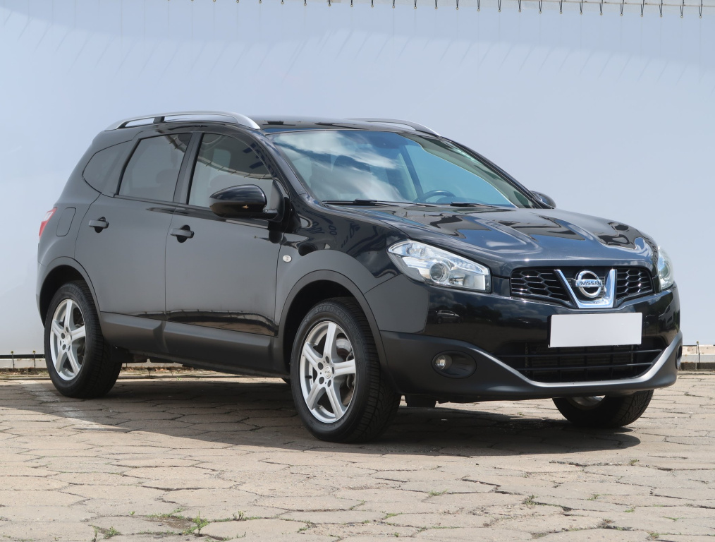 Nissan Qashqai+2