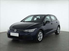 Volkswagen Golf - 2020