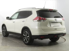 Nissan X-Trail - 2016