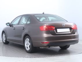 Volkswagen Jetta - 2011