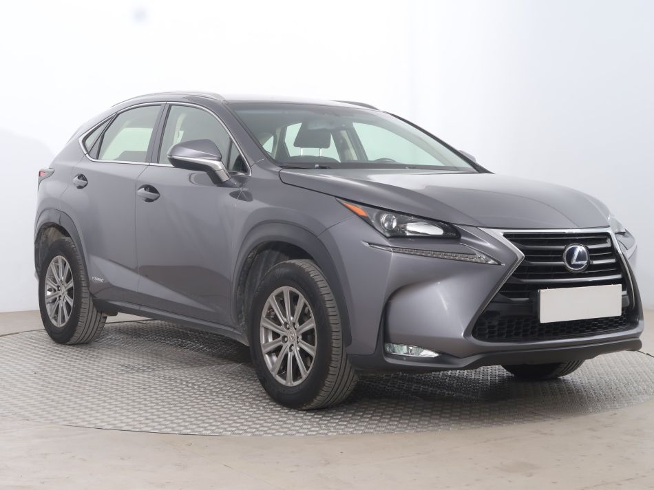 Lexus NX - 2015