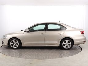 Volkswagen Jetta - 2015