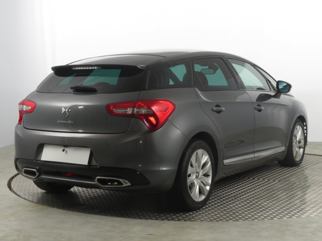 Citroen DS5