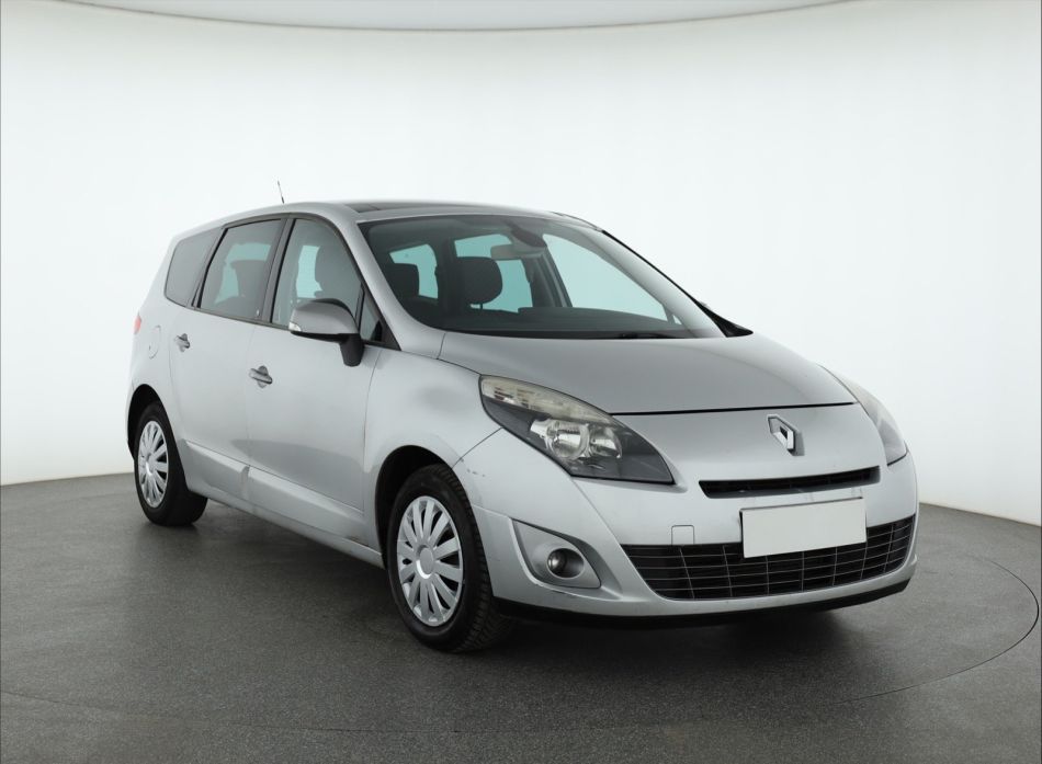 Renault Grand Scenic - 2011