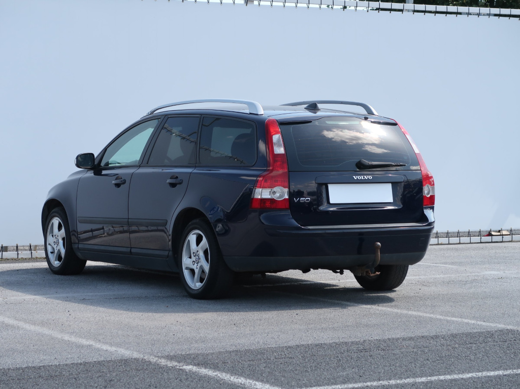 Volvo V50