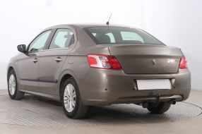 Peugeot 301 - 2013