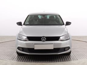 Volkswagen Jetta - 2012