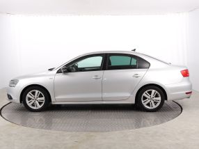 Volkswagen Jetta - 2012